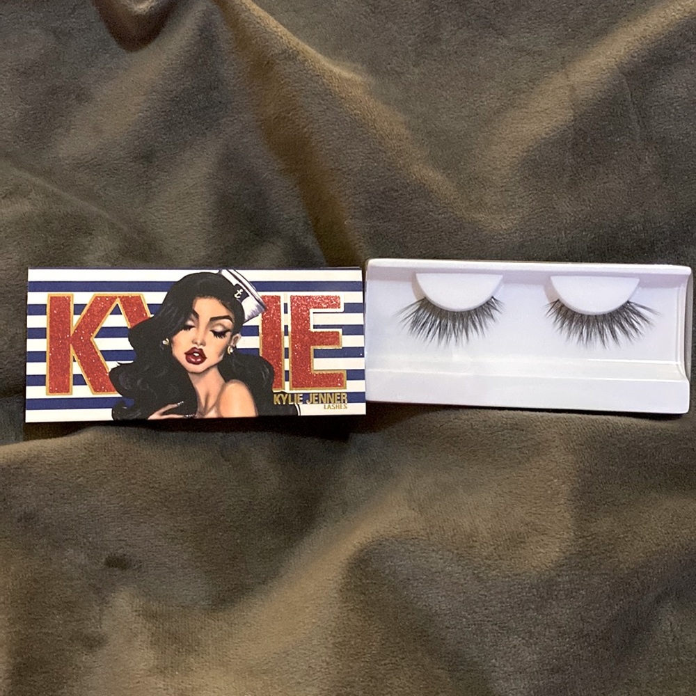 Kylie Jenner Lashes